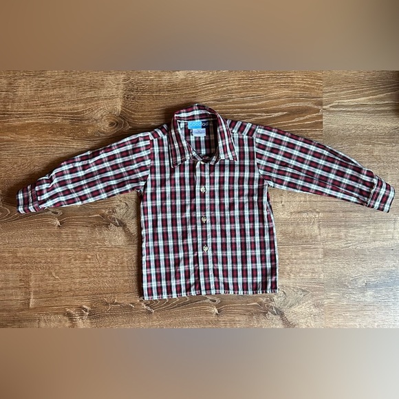 Boys Plaid Button Down - Picture 1 of 3